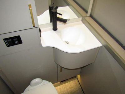 2025 Winnebago VIEW - Photo 16