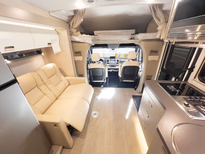 2026 Winnebago VIEW — interior view
