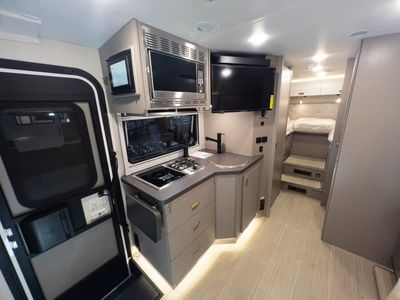 2026 Winnebago VIEW — photo 9 view