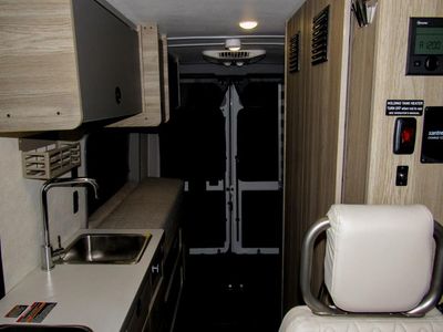 2026 Winnebago SOLIS - Photo 5