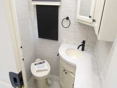 2026 Tiffin ALLEGRO BAY — photo 13 view