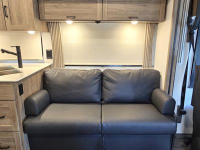 2026 Winnebago VISTA - Photo 7