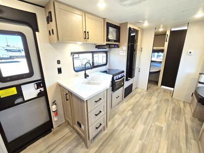 2026 Jayco PROWLER - Photo 4