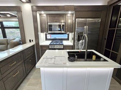 2026 Jayco BIGHORN — detail view