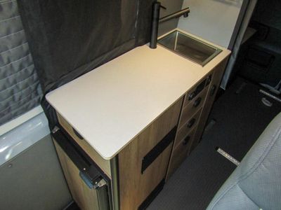 2026 Winnebago REVEL - Photo 10