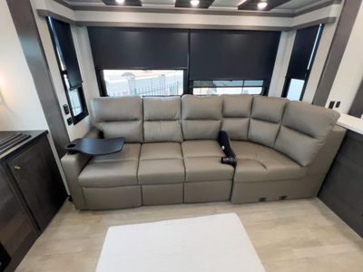 2026 Jayco BIGHORN - Photo 10