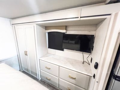 2026 Fleetwood FLAIR — photo 17 view