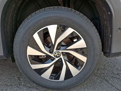 2026 Volkswagen Tiguan — detail view
