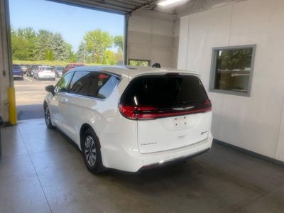 2024 Chrysler Pacifica — interior view