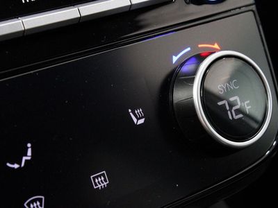2025 Hyundai TUCSON — interior view