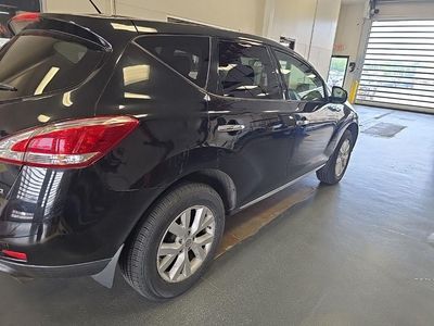 2011 Nissan Murano — rear three-quarter view