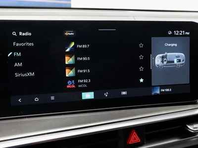2025 Kia Sorento Hybrid — interior view