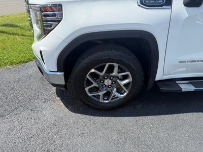 2024 GMC Sierra 1500 — side profile view