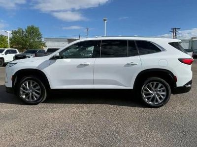 2025 Buick Enclave — detail view