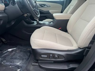 2023 Chevrolet Traverse — detail view
