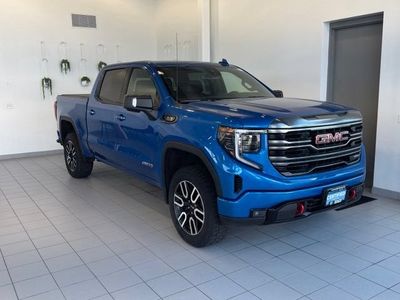 2022 GMC Sierra 1500 — interior view