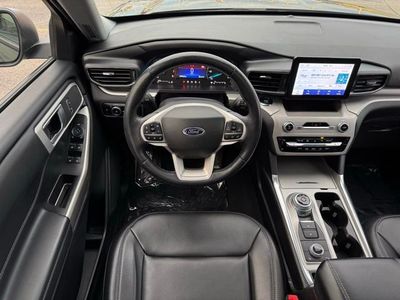 2023 Ford Explorer — detail view