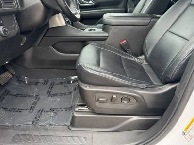 2023 Chevrolet Suburban — detail view