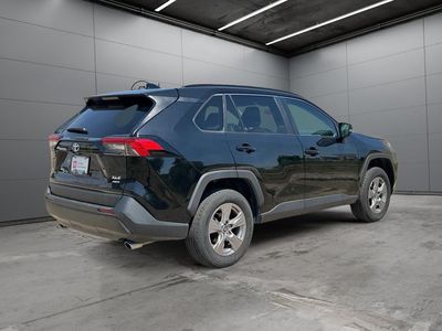 2025 Toyota RAV4 — detail view