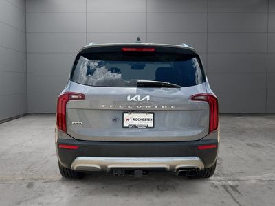 2022 Kia Telluride — interior view