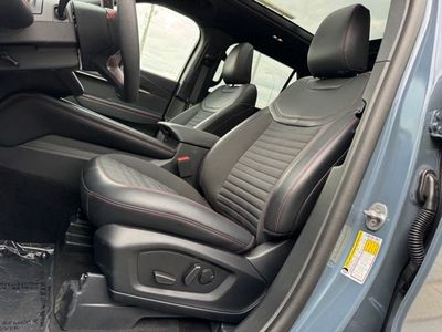 2026 Ford Explorer — detail view