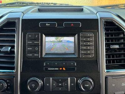 2015 Ford F-150 — interior view