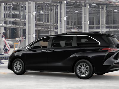 2026 Toyota Sienna — detail view