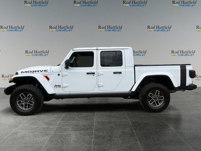 2025 Jeep Gladiator — side profile view