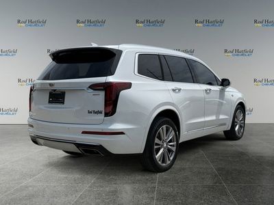 2024 Cadillac XT6 — detail view