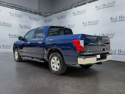 2019 Nissan TITAN — detail view