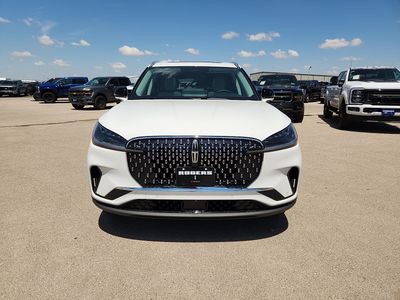 2026 Lincoln Aviator — side profile view