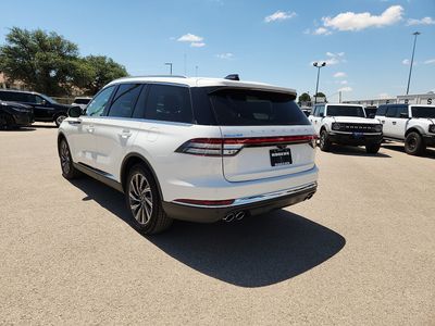 2026 Lincoln Aviator — detail view