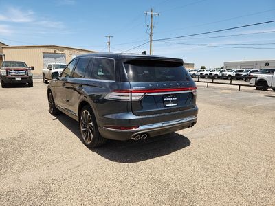2024 Lincoln Aviator — detail view