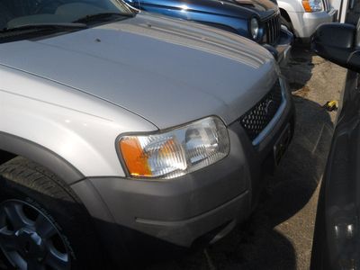 2002 Ford Escape — interior view