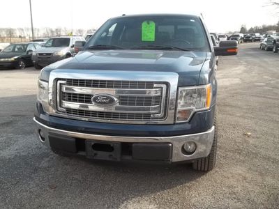 2014 Ford F-150 — interior view