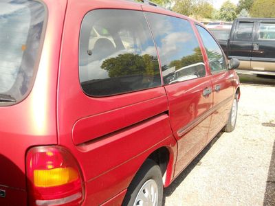 1998 Ford Windstar Wagon — interior view