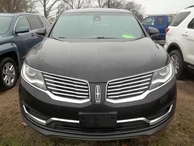 2016 Lincoln MKX — side profile view