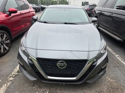 2020 Nissan Altima — side profile view