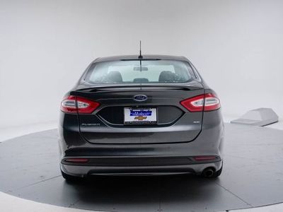 2016 Ford Fusion — detail view