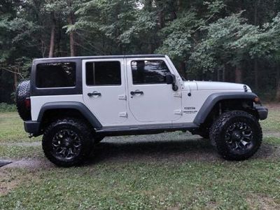 2014 Jeep Wrangler — side profile view