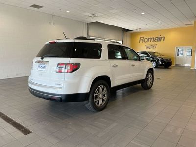 2016 GMC Acadia — detail view