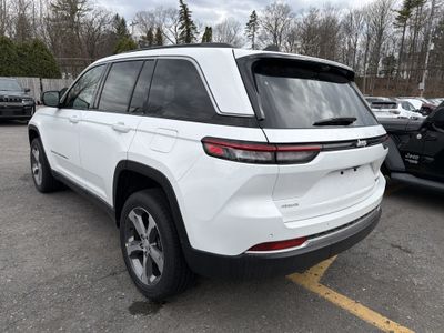 2026 Jeep Grand Cherokee — detail view