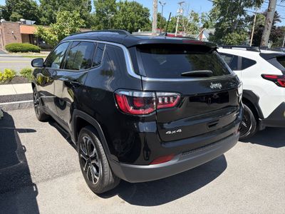 2022 Jeep Compass — detail view