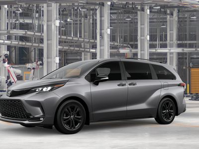 2026 Toyota Sienna — side profile view