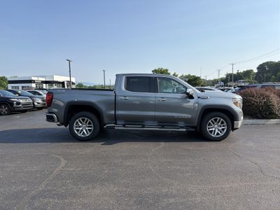 2020 GMC Sierra 1500 — interior view