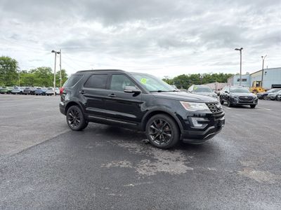 2017 Ford Explorer — rear three-quarter view
