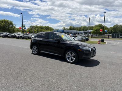 2018 Audi Q5 — rear three-quarter view