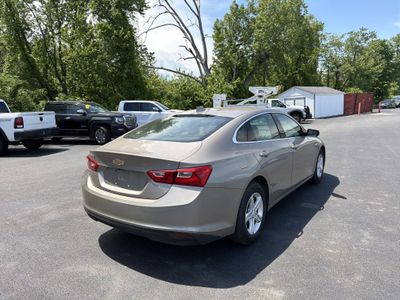 2023 Chevrolet Malibu — detail view
