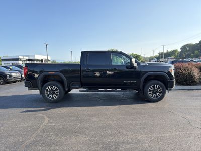 2022 GMC Sierra 2500 HD — interior view