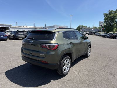 2020 Jeep Compass — detail view